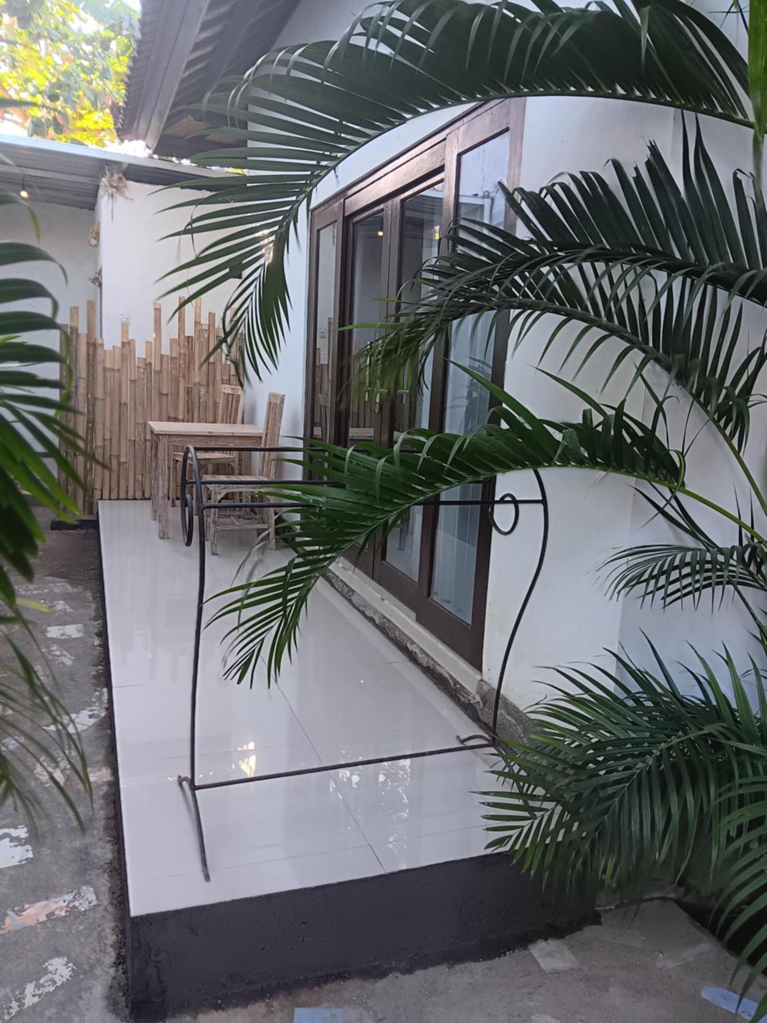 Adore Guesthouse Amed  Phòng bức ảnh