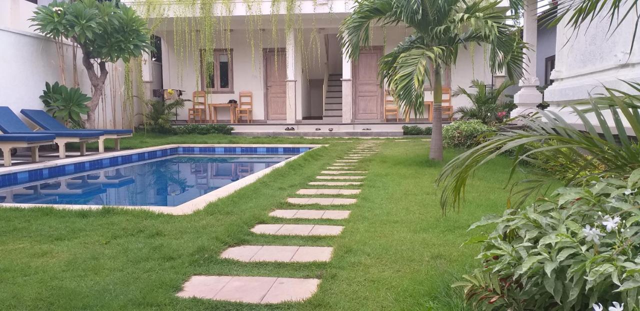 Adore Guesthouse Amed  Ngoại thất bức ảnh